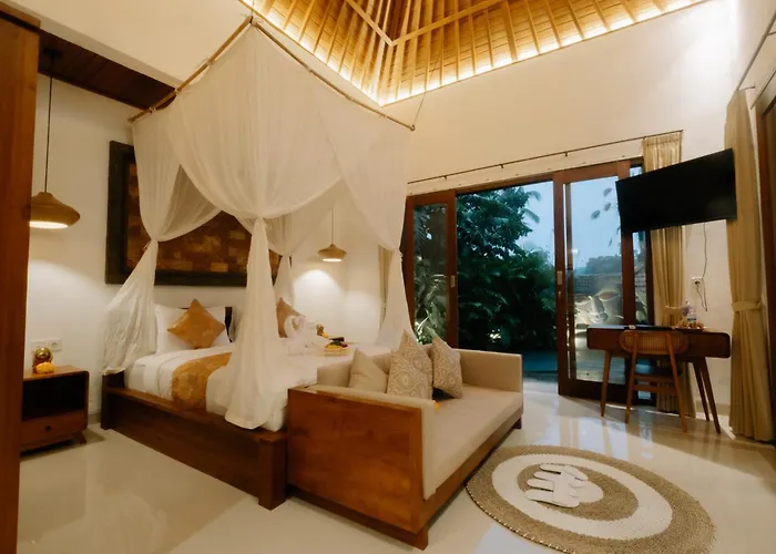 Madhawa & Villa Ubud